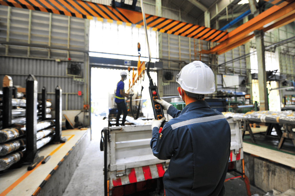 heavy freight handling with OLIMP's warehouse crane equipment