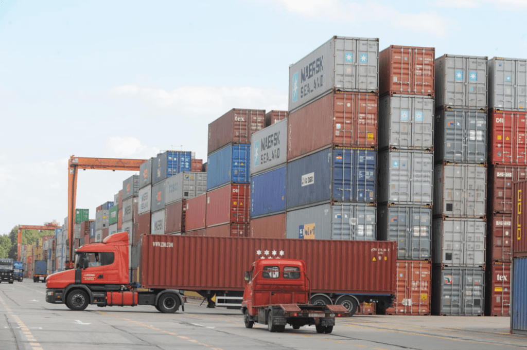 book a transloading facilities in northern colorado with OLIMP