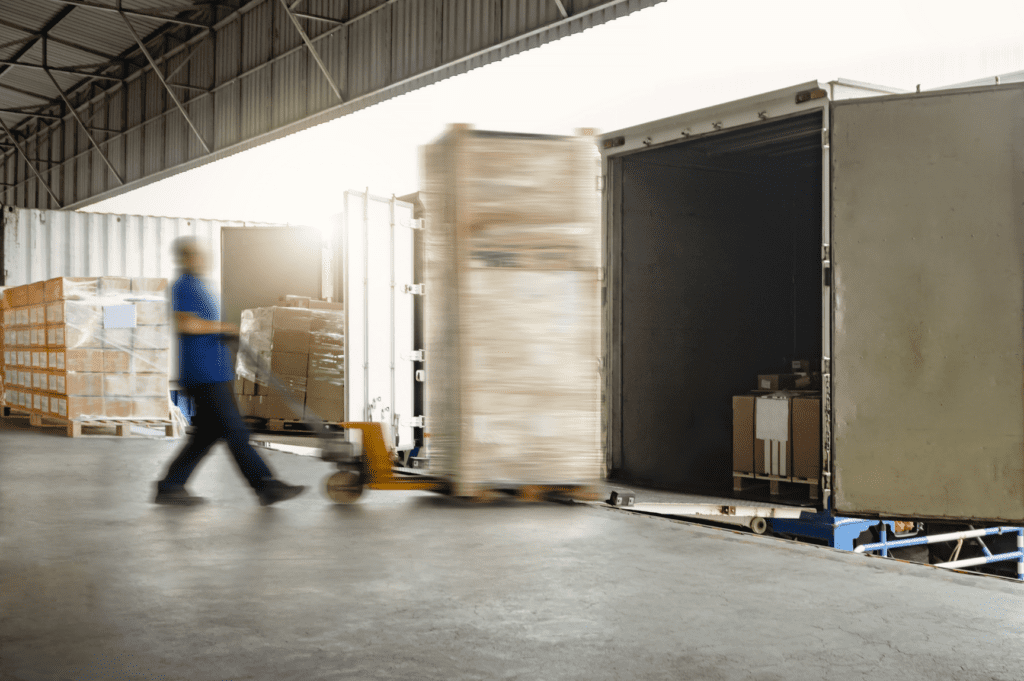 olimp cross dock warehouse exterior charleston sc — fast pallet transfers