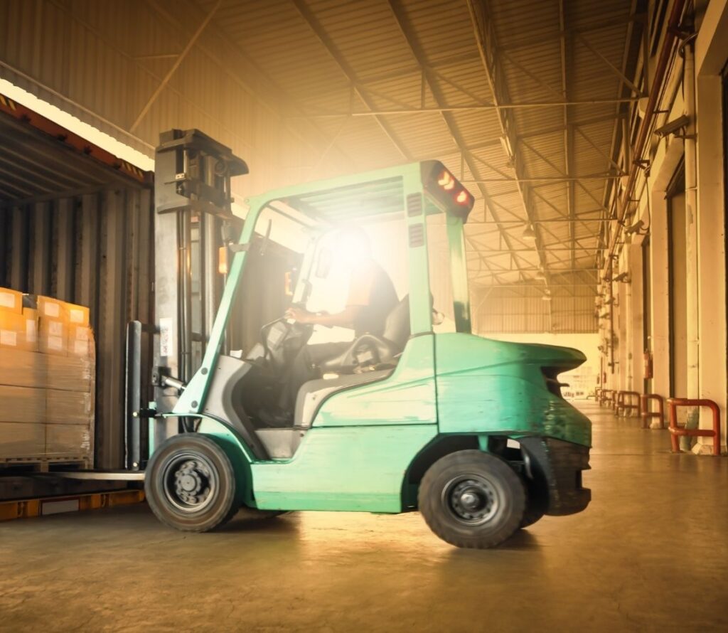 24/7 cross dock facility in Toledo by OLIMP