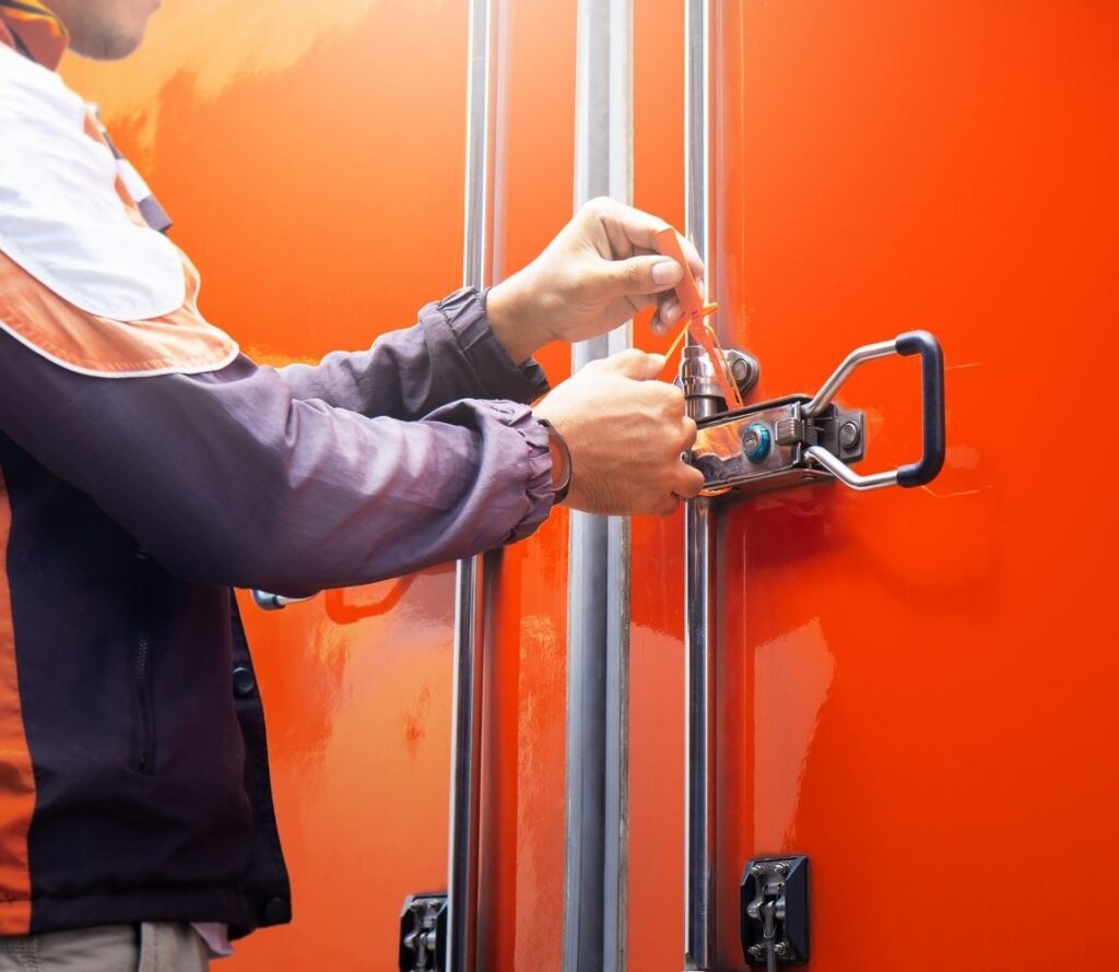 Reliable drayage services in Louisville ensure your goods move swiftly between local points in the supply chain.