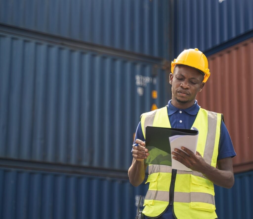 Experience efficient logistics with OLIMP’s cross-docking services in Cedar Rapids, reducing costs and boosting delivery speed.