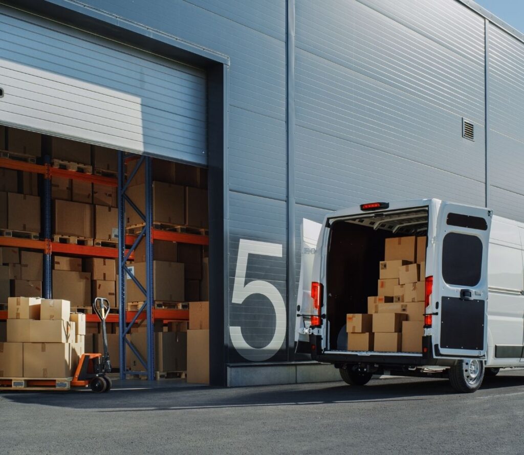 By integrating the latest in cross docking & warehouse systems, OLIMP Warehousing transforms the way you manage logistics. Our process minimizes storage requirements and speeds up product flow, ultimately reducing costs and improving overall supply chain efficiency.