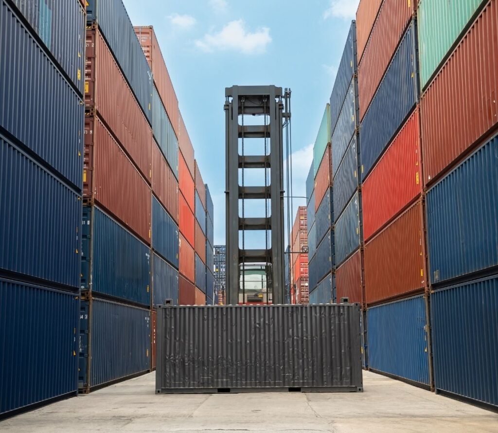 Explore how OLIMP’s transloading services can enhance your logistics operations in Albuquerque.