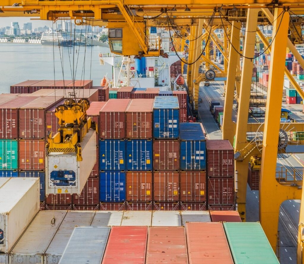 Our transloading and drayage services reduce costs, enhance flexibility, and speed up delivery times, helping your business thrive.