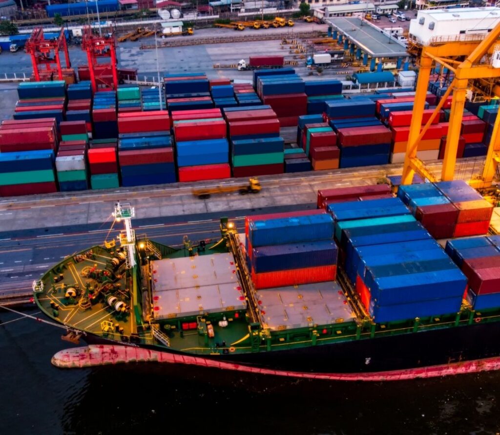 From retail to automotive, our transloading and drayage solutions are designed to enhance efficiency and speed for your industry.