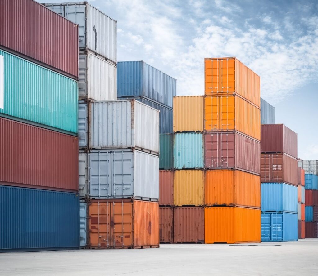 Learn how OLIMP’s transloading and drayage services help streamline your logistics and reduce operational costs in Des Moines.