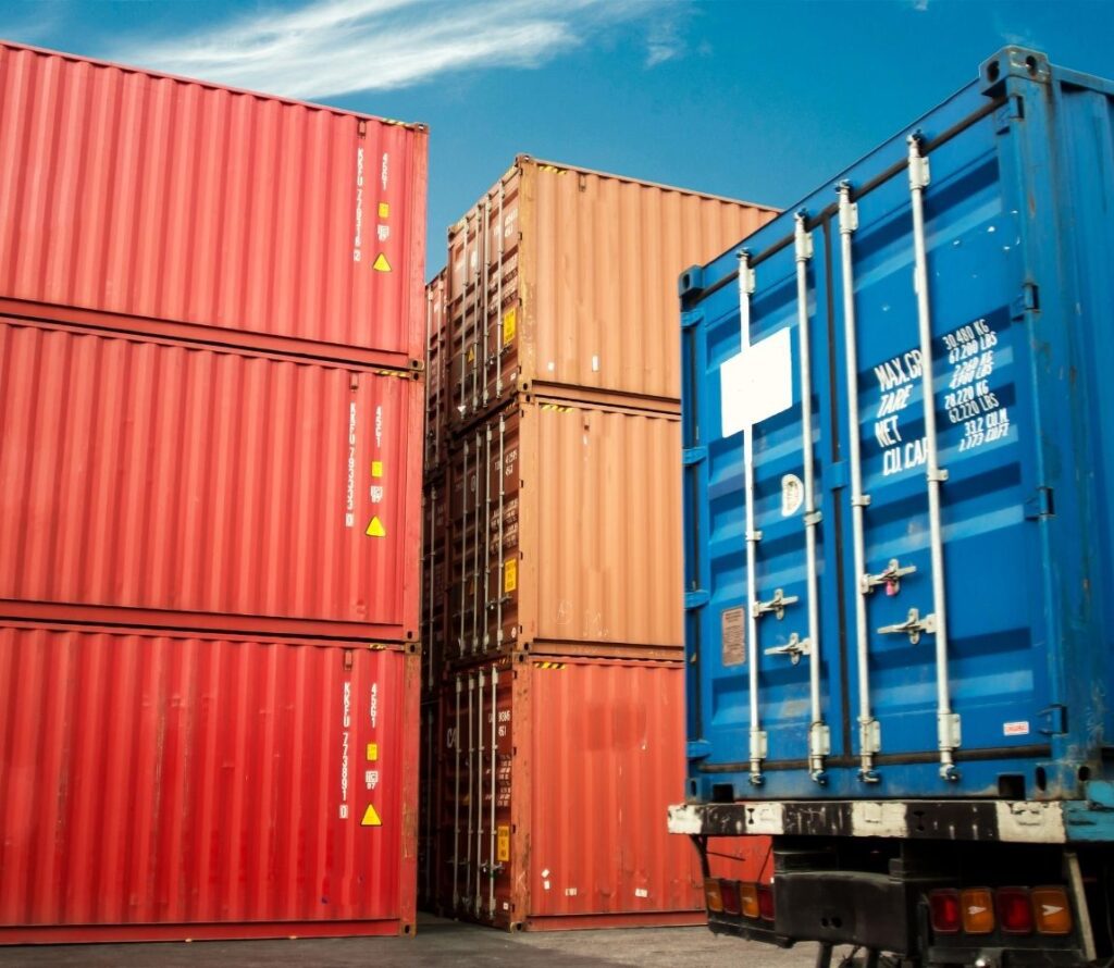 Transloading and drayage services in Cedar Rapids