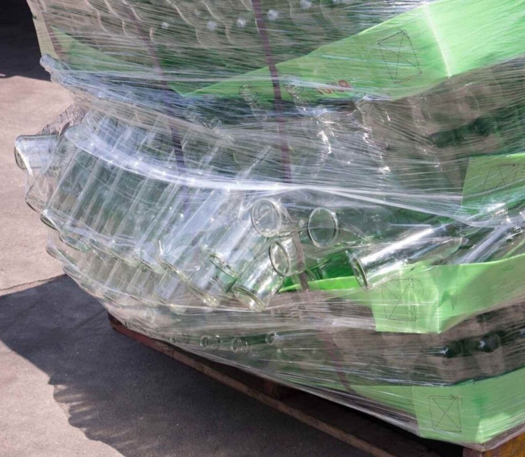 OLIMP Warehousing’s cost-effective load rework solutions ensure organized and efficient pallet management.