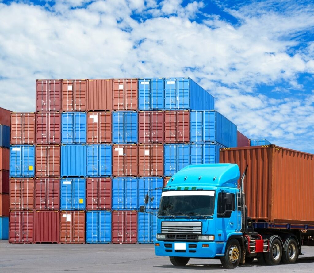 Integrated logistics solutions with transloading and drayage from OLIMP Warehousing in New York / Newark