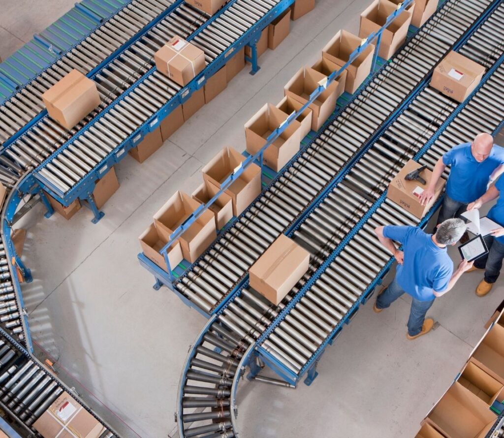 Explore innovative warehousing solutions tailored for Montreal and Varennes businesses.