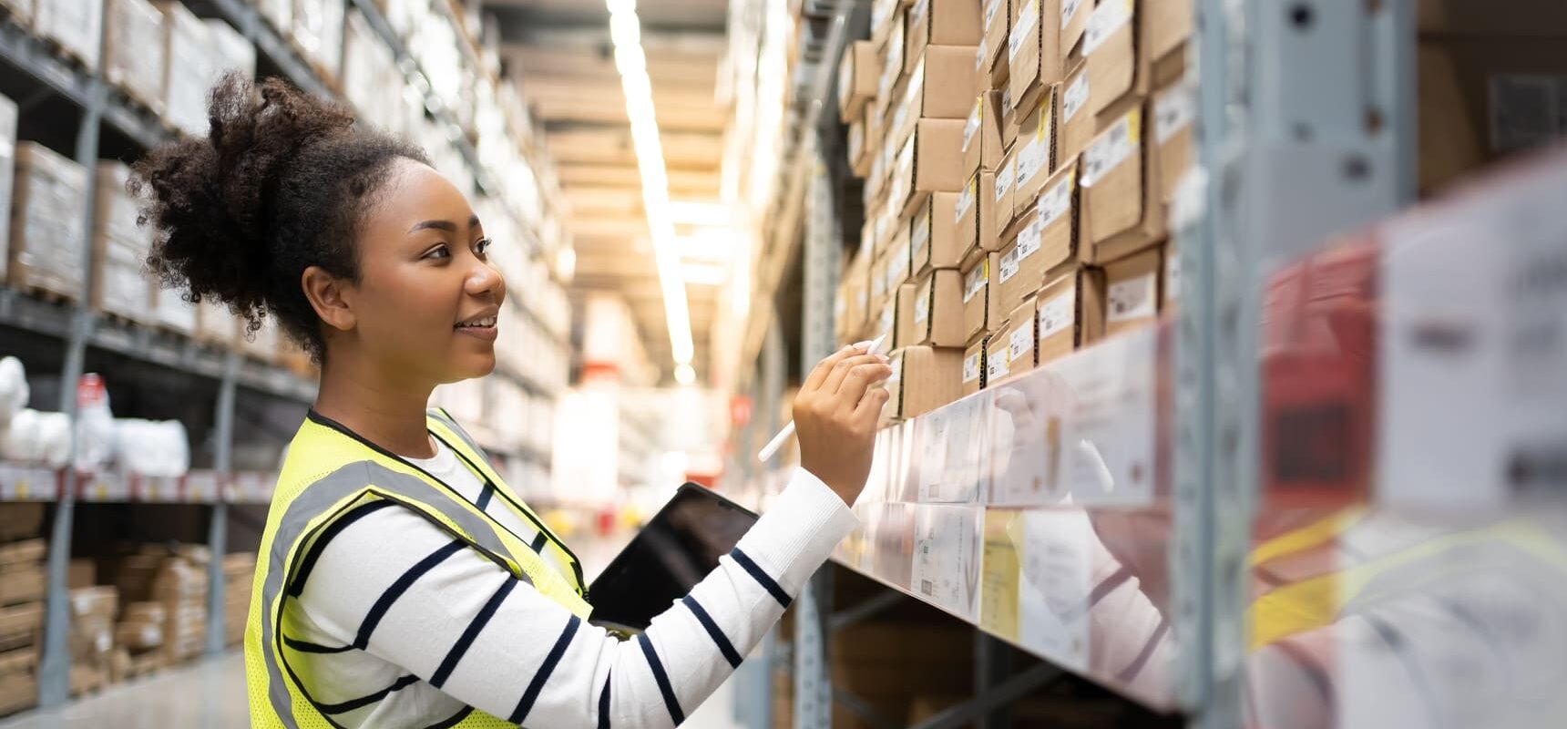 How Ecommerce is Shaping the Future of Warehousing