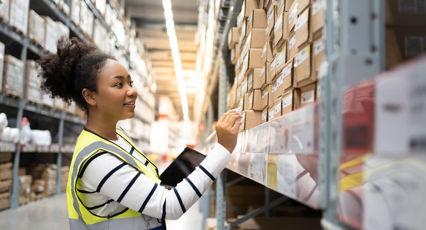 How Ecommerce is Shaping the Future of Warehousing