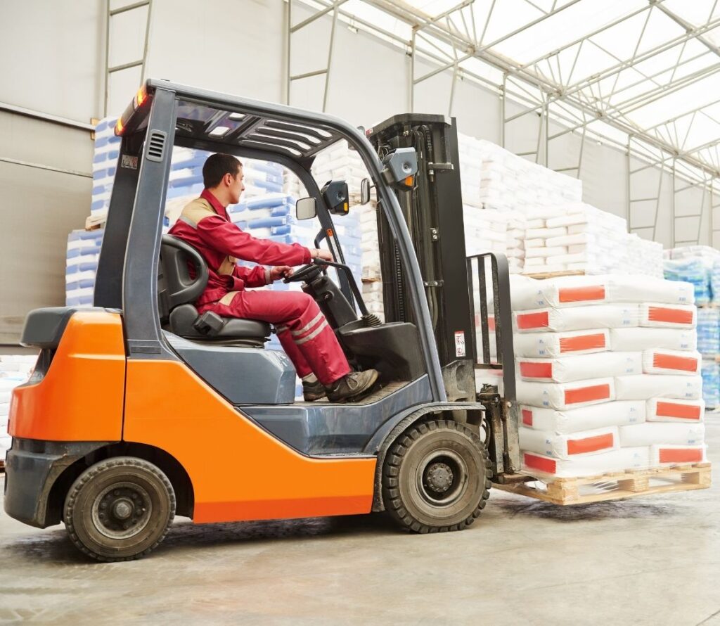 Whether you're in retail, manufacturing, or transportation, OLIMP Warehousing provides tailored cross-docking services to enhance your supply chain operations.