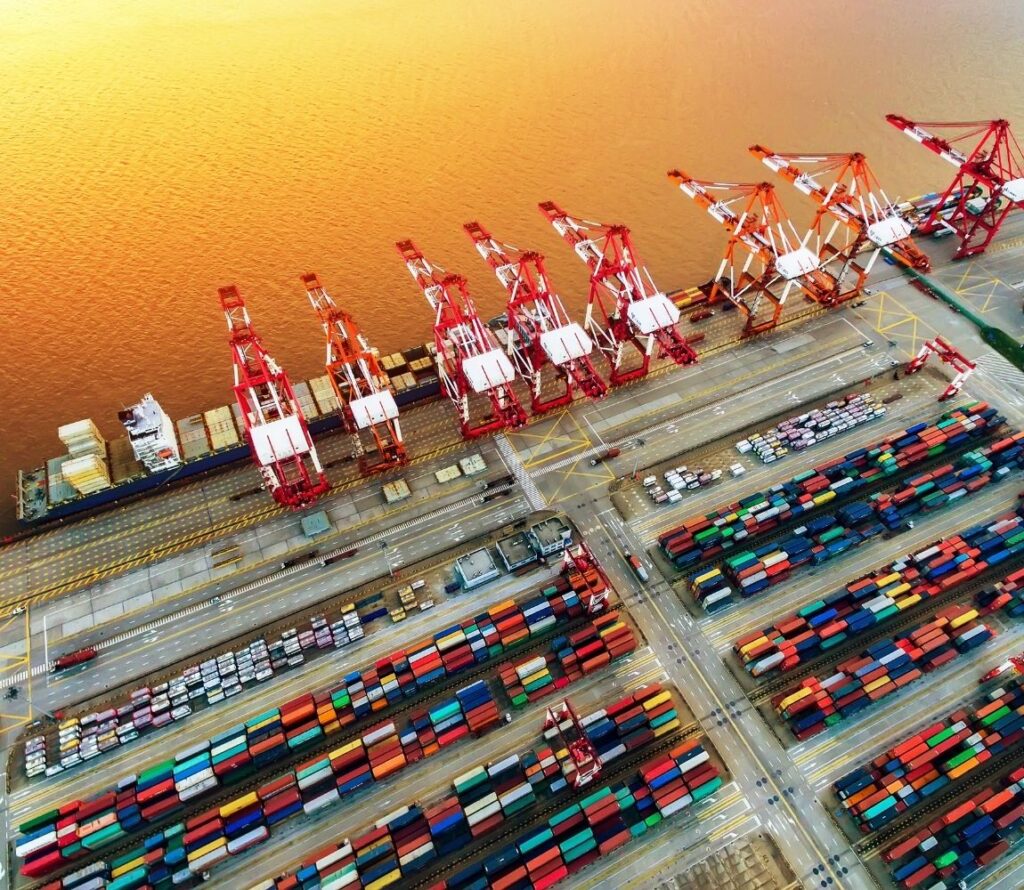 Experience seamless transloading and drayage with OLIMP Warehousing’s solutions