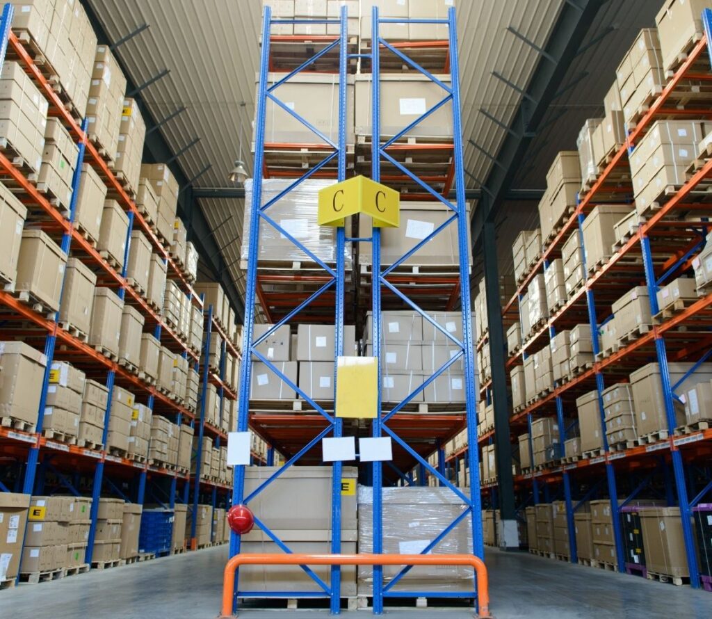 OLIMP Warehousing offers secure storage, cold storage, and 3PL distribution services to optimize your logistics processes.