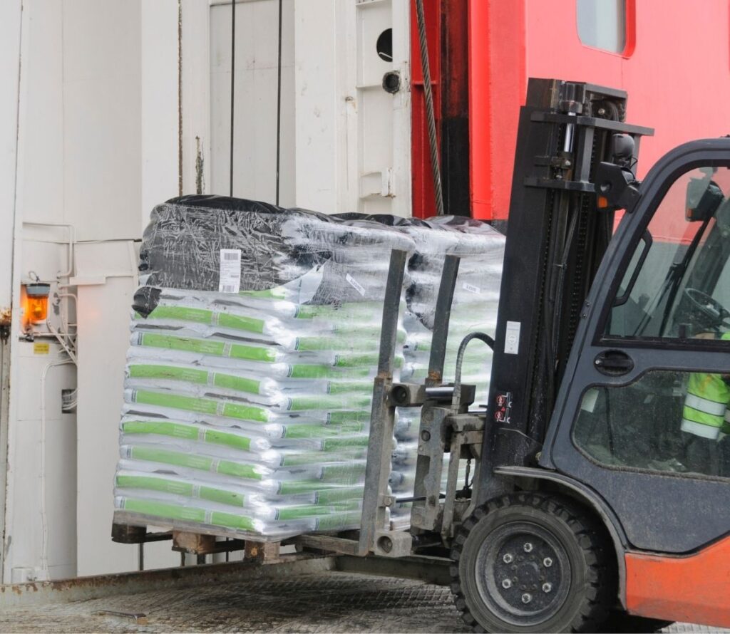 Pallet rework and load restacking in Lincoln NE