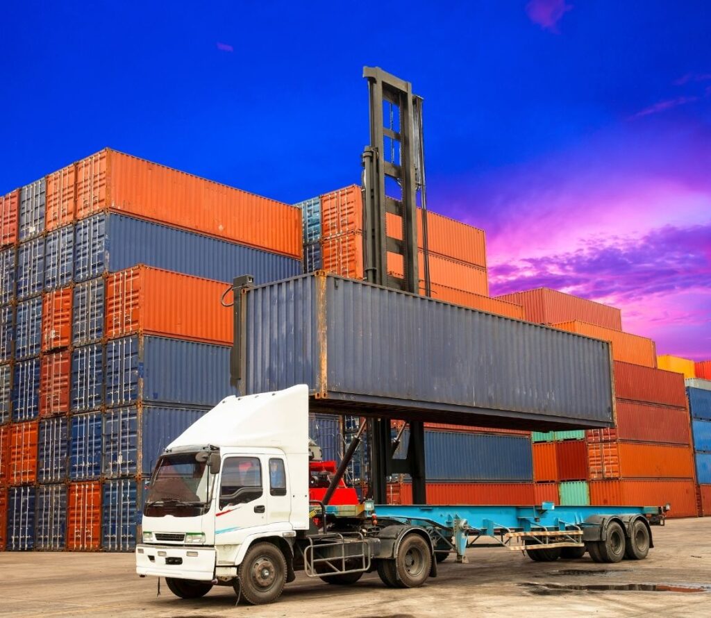 Click to explore OLIMP’s efficient transloading and drayage services designed for smarter logistics.