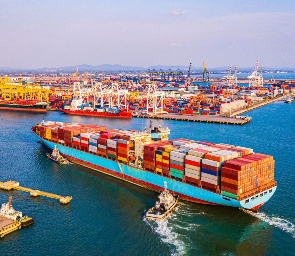 Seamless transloading and warehousing solutions to speed up product movement and reduce logistics costs.