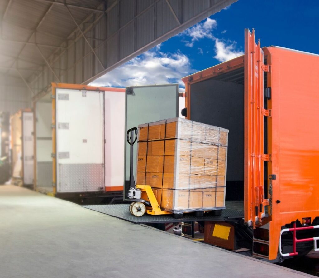 Delivery speeds are increased with optimized transfer processes in large-scale cross docking facilities.