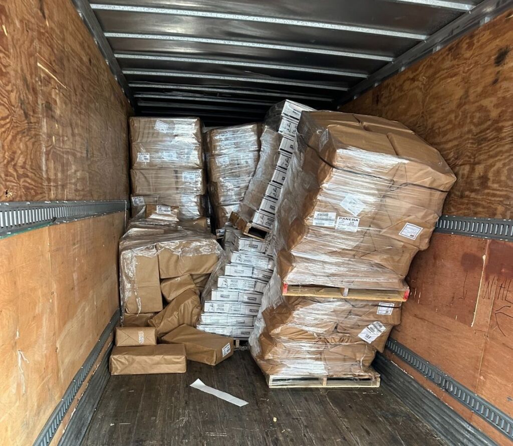 Fast and flexible pallet rework options supporting smooth and efficient logistics operations.