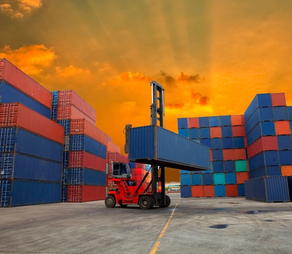 Transloading and warehousing services supporting fast, reliable supply chain operations in Riverside