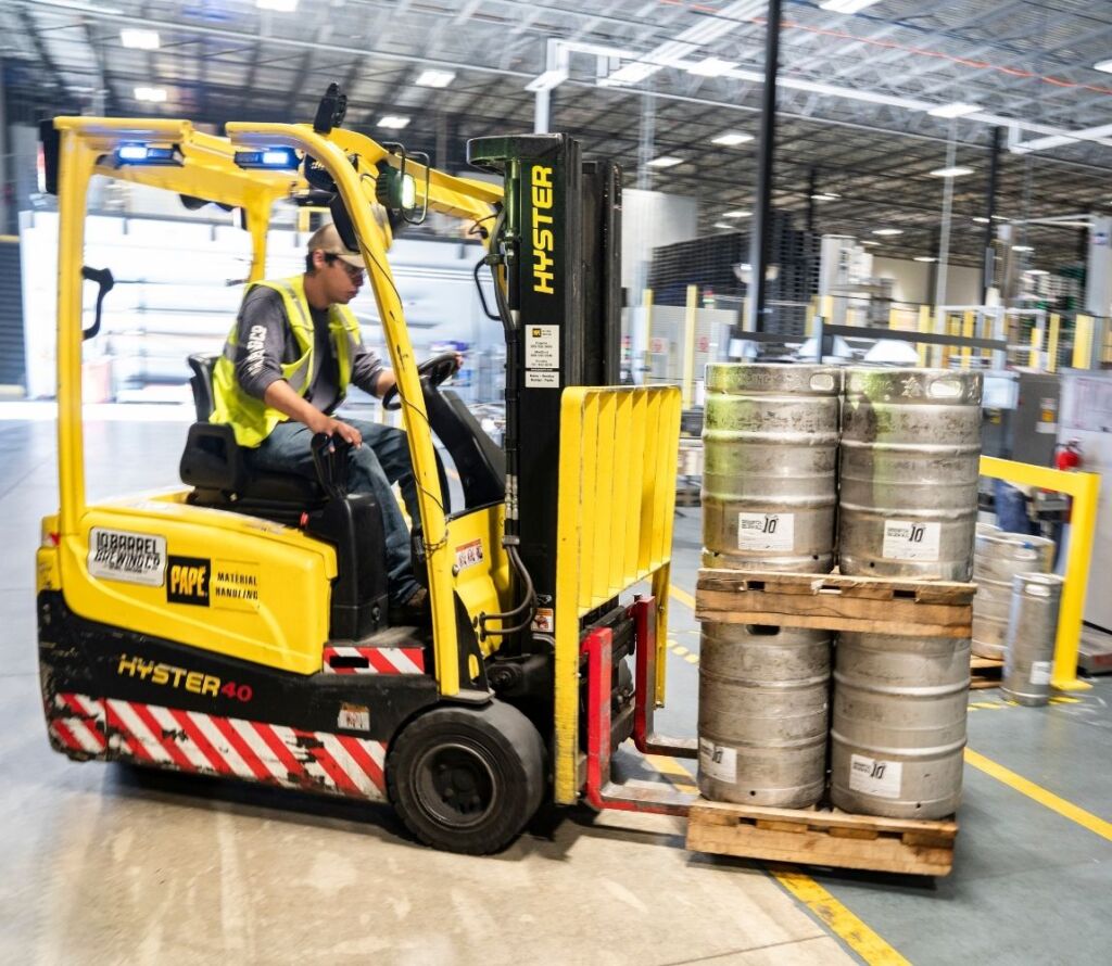 Efficient cross dock to dock transfer of goods at OLIMP Warehousing