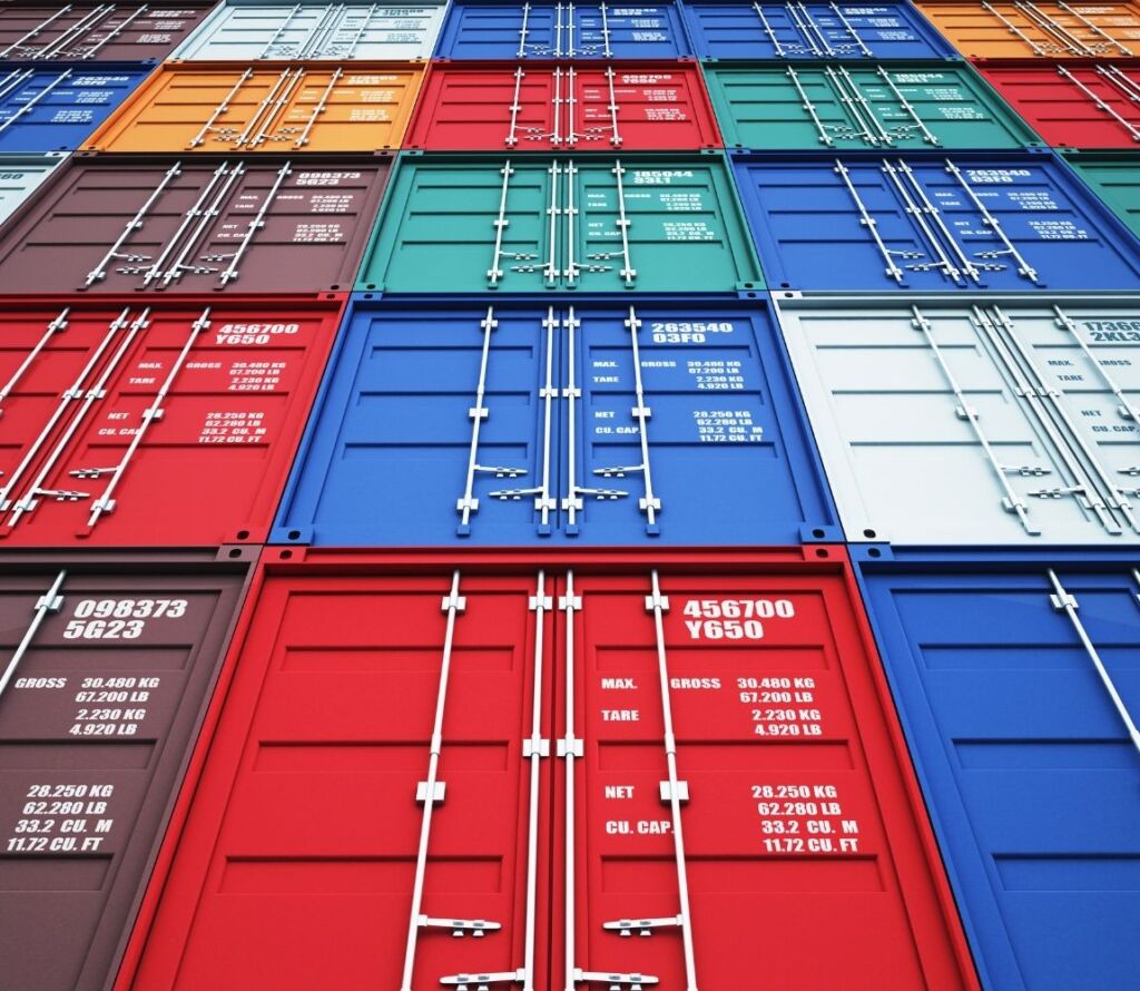 Seamless integration of transloading and warehouse services for businesses