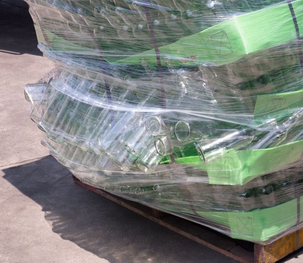 Efficiently reorganized pallets speeding up logistics workflow