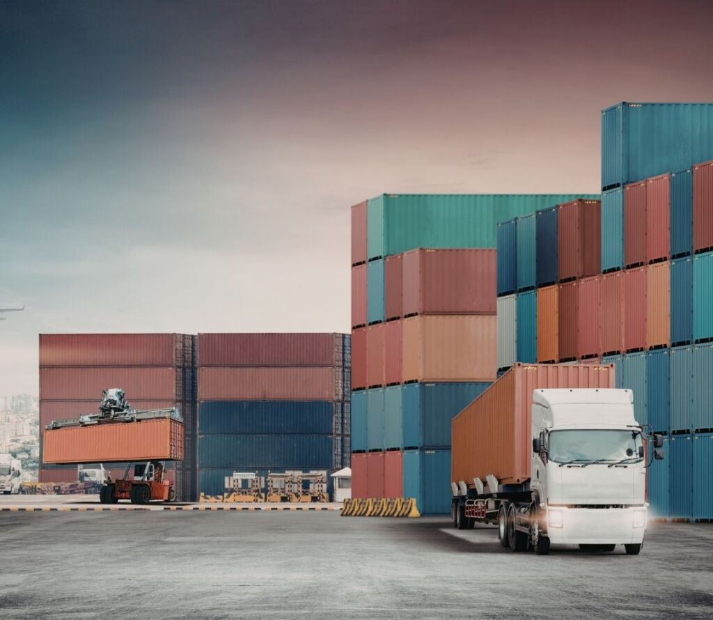 Fast shipment and tracking enabled by drayage logistics management