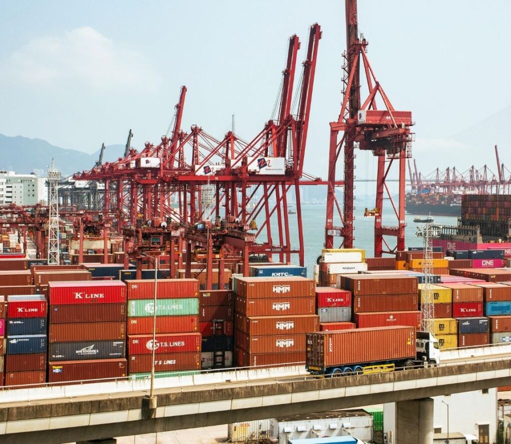 Seamless freight movement using transloading and drayage solutions