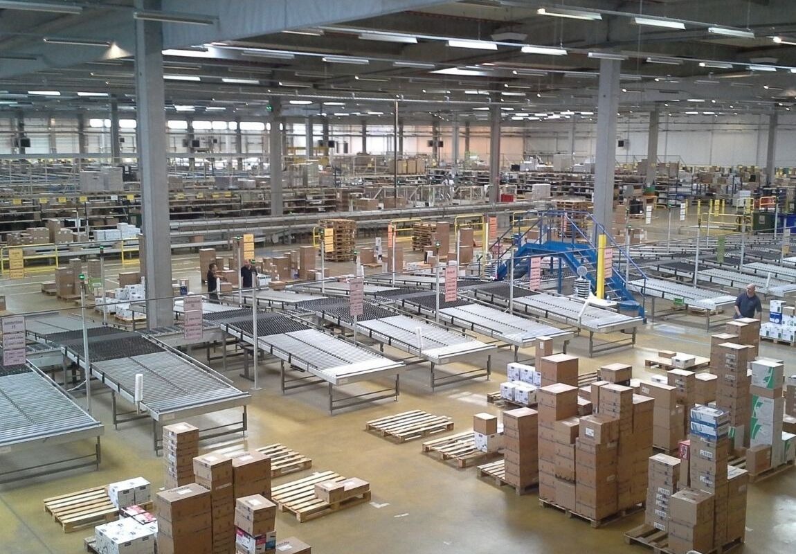 On-Demand Warehousing Platform for Short-Term Overflow Storage