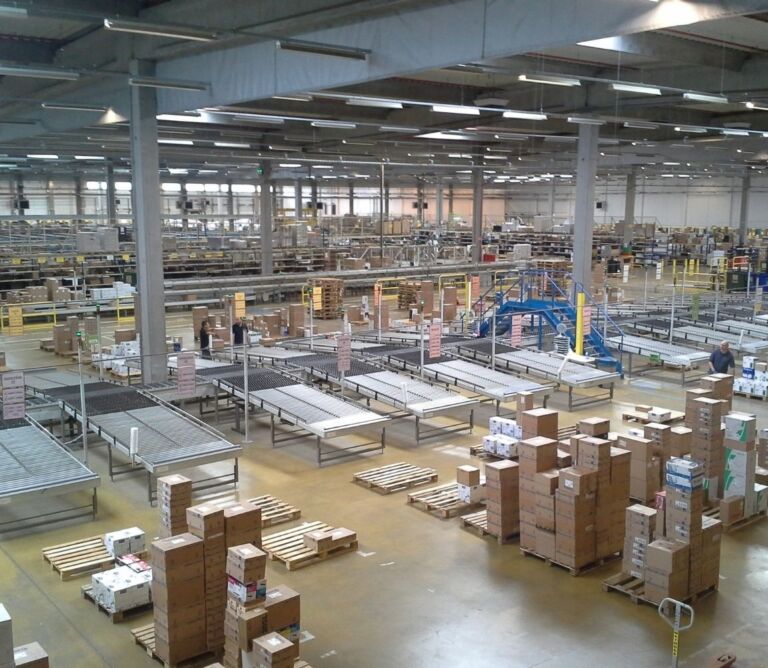 On-Demand Warehousing Platform for Short-Term Overflow Storage