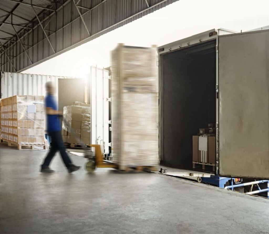 Flexible warehousing space and cold storage backed by advanced warehousing management systems in LaVergne, TN