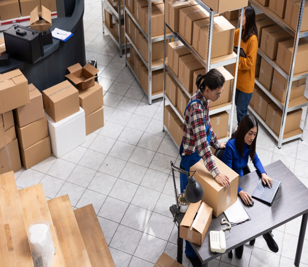 Cross docking facility with trucks and real-time logistics operations in Elkton MD