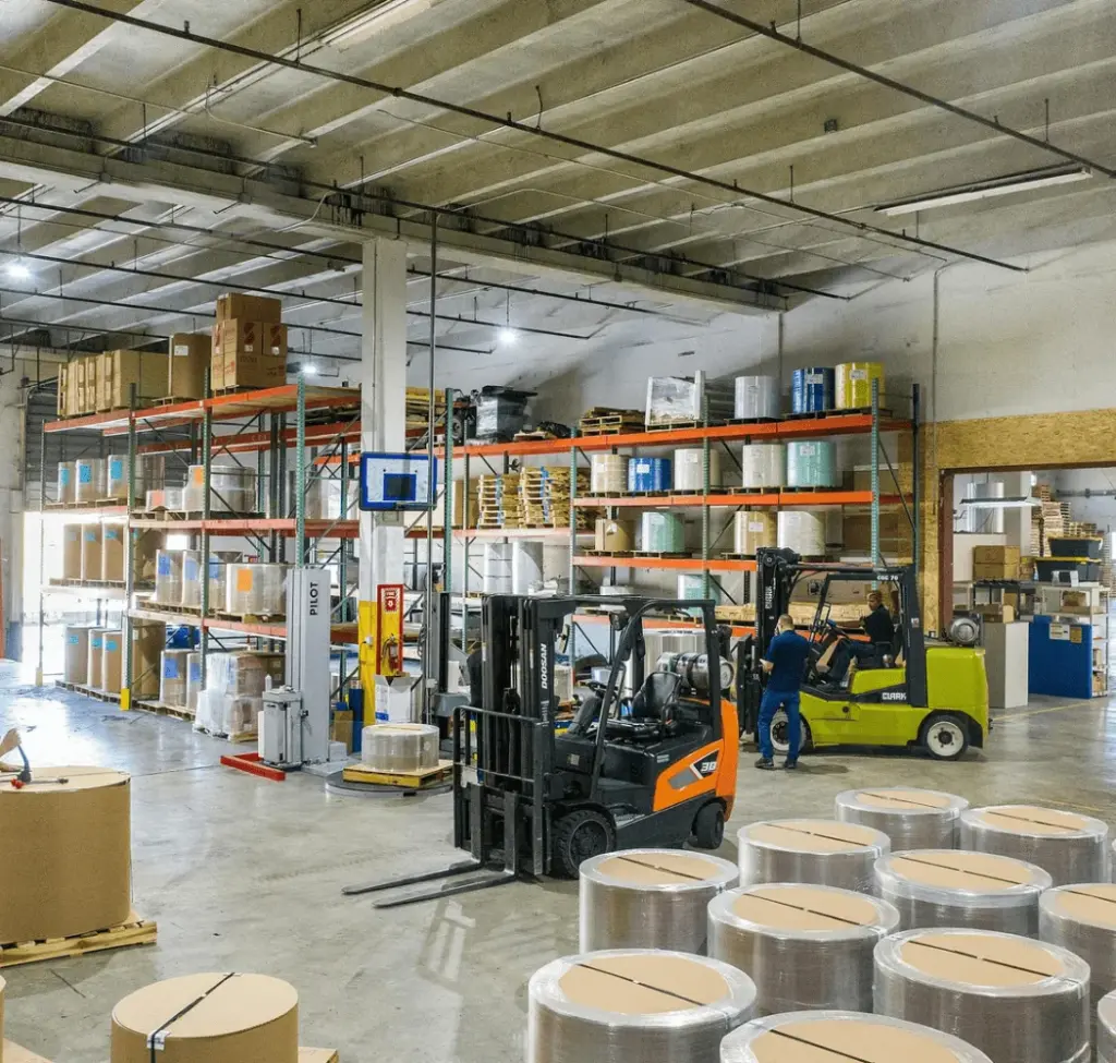 Cross-docking and distribution operations in Clarksville, AR