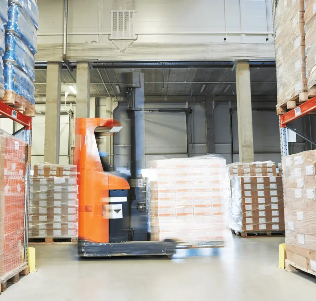Cross-docking and distribution operations in Salem, VA