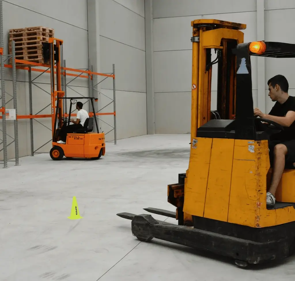 Cross-docking and distribution operations in Woodburn, OR