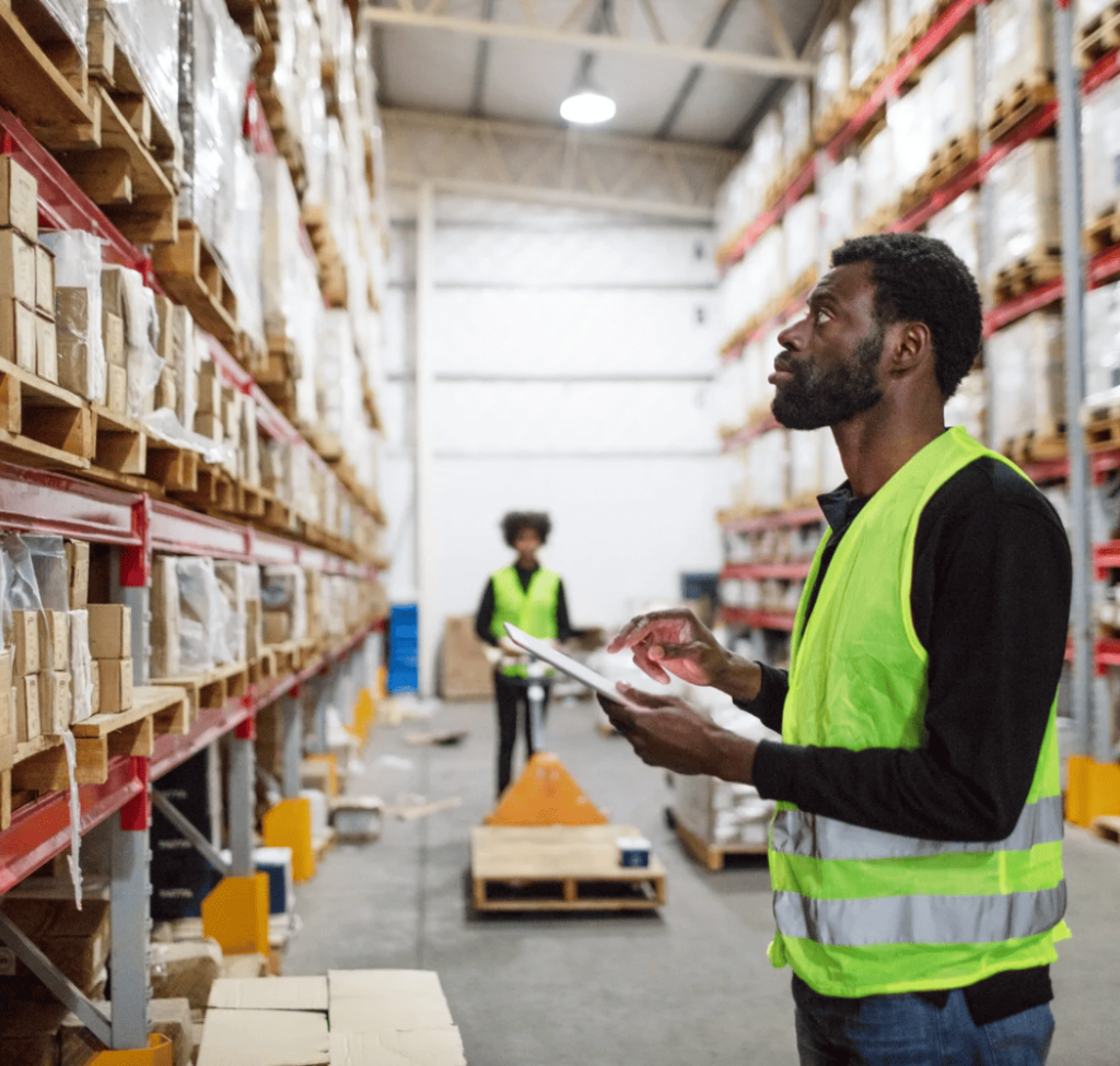 Fast and flexible warehousing solutions at Davenport cross-docking centers in the Quad Cities