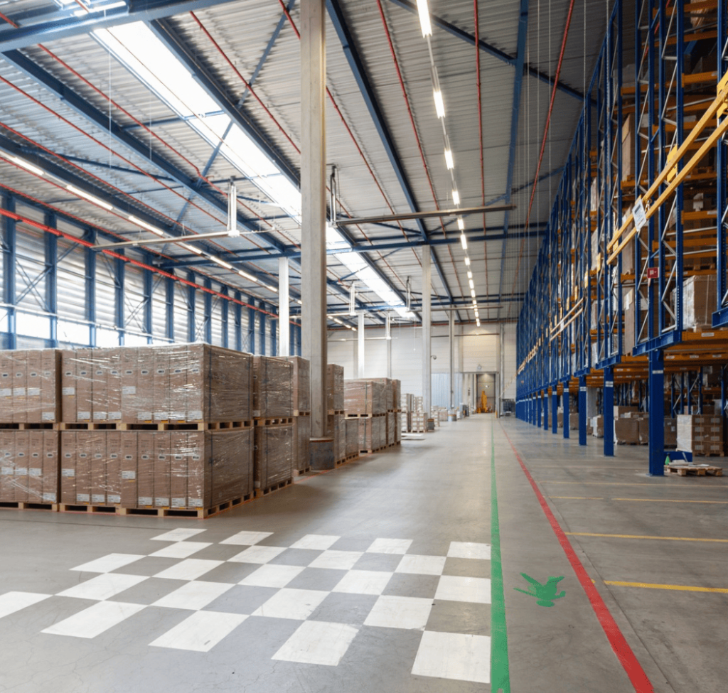 On-demand and dry warehousing facilities in Wells, ME